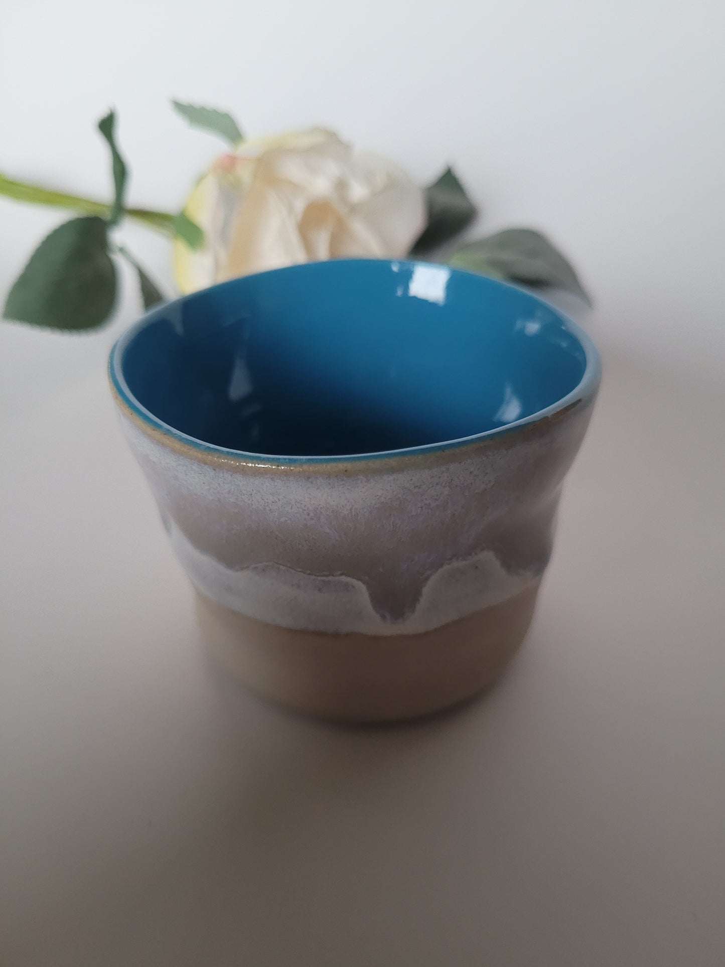 Keramik-Set in Ozeanblau – handgedreht & einzigartig