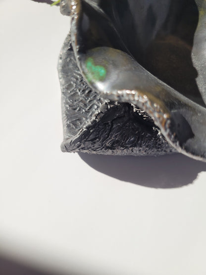 Handgetöpferte Schale aus Ton – dunkle Glasur mit Grüntönen | Boho Keramik Unikat Deko