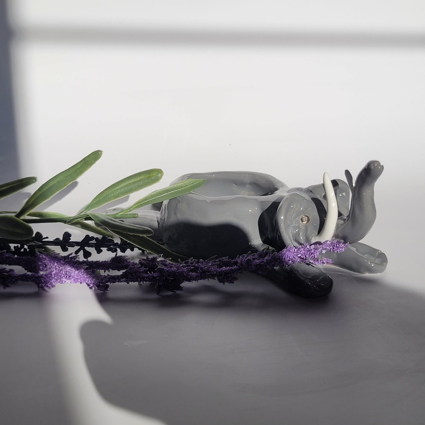 Teelicht Elefant aus Ton - handgefertigt