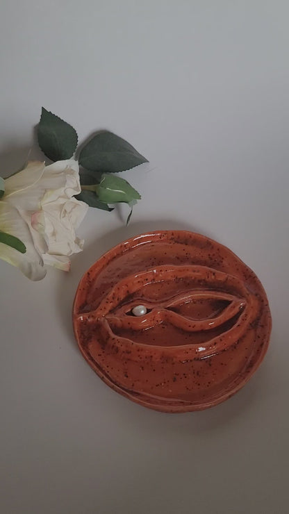 Vulvaschale aus Ton - rund