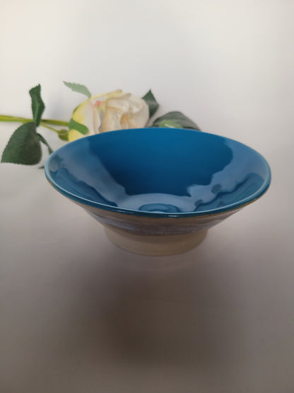 Keramik-Set in Ozeanblau, bestehend aus Becher und Müslischale, handgedreht und einzigartig